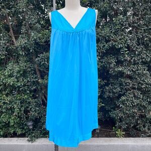 Vintage Vanity Fair Blue Sleeveless Slip Nightgown USA Made Women’s Large